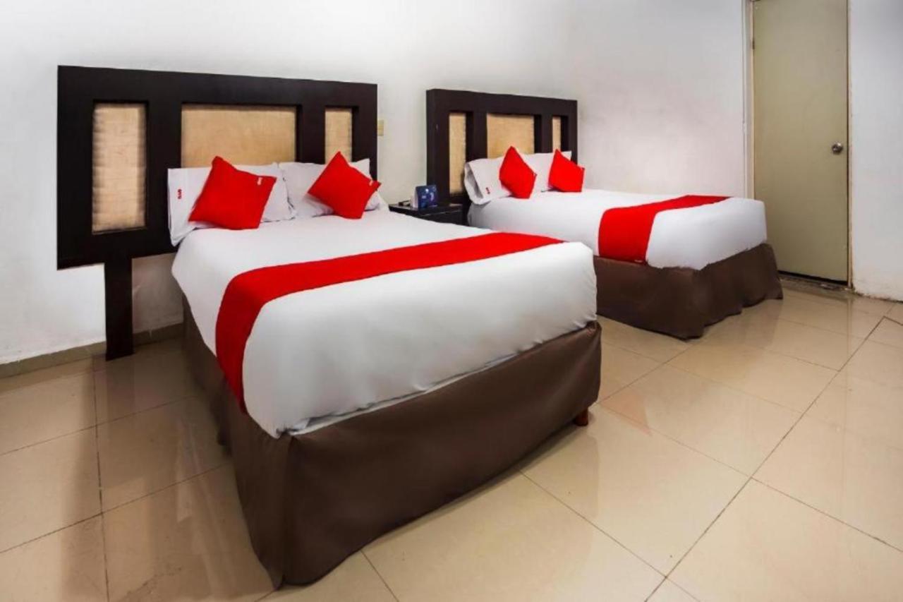 Hotel Alemco Монтеррей Экстерьер фото
